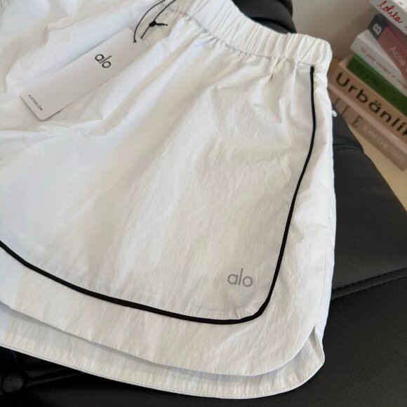 Auth Alo Yoga Set Motivate Full-Zip Track Jacket And Motivate Track Short White - Picture 7 of 8